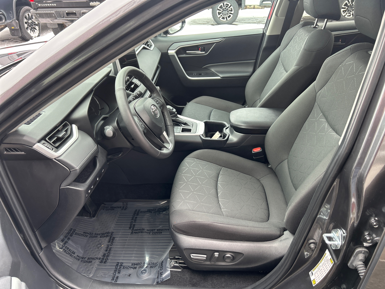 Toyota RAV4 XLE AWD (Natl) 2024