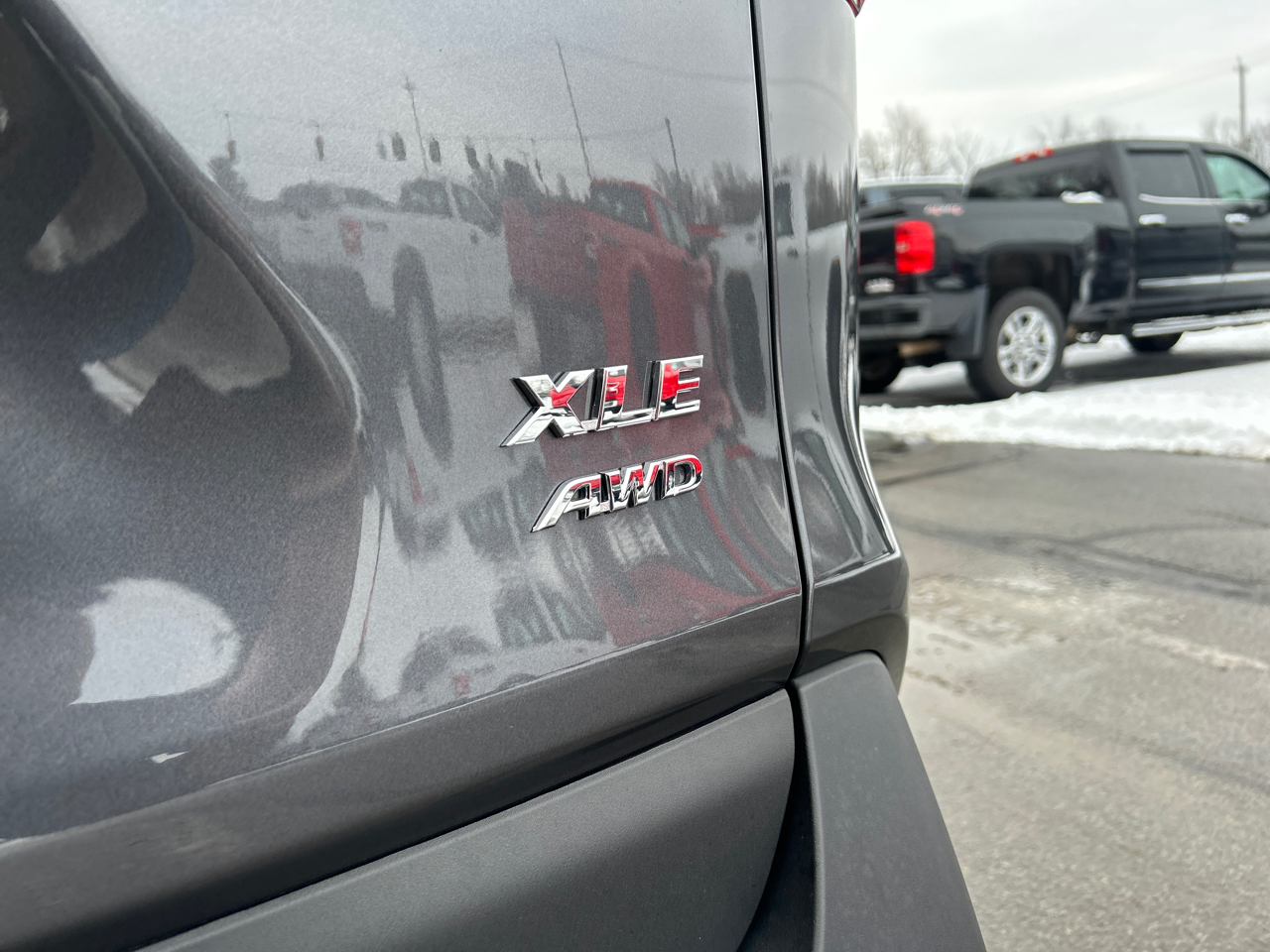 Toyota RAV4 XLE AWD (Natl) 2024