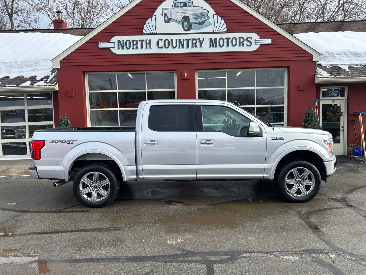 Ford F-150 4WD SuperCrew 139" Lariat 2018
