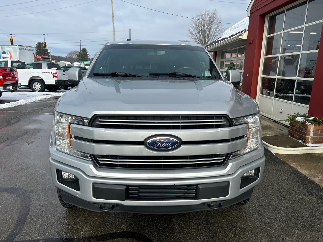 Ford F-150 4WD SuperCrew 139" Lariat 2018
