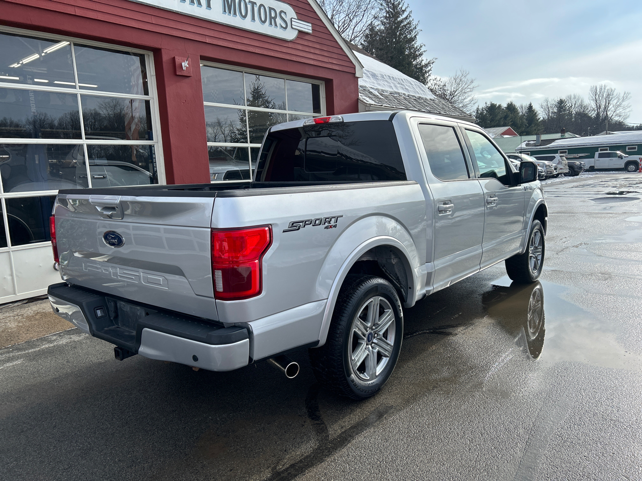 Ford F-150 4WD SuperCrew 139" Lariat 2018