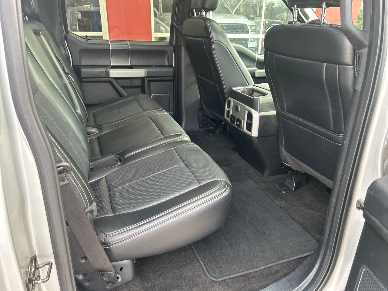 Ford F-150 4WD SuperCrew 139" Lariat 2018