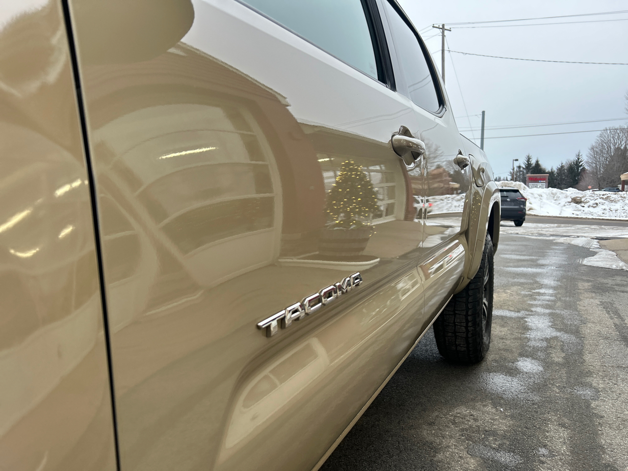 Toyota Tacoma 4WD TRD Sport Double Cab 5' Bed MT (Natl) 2019