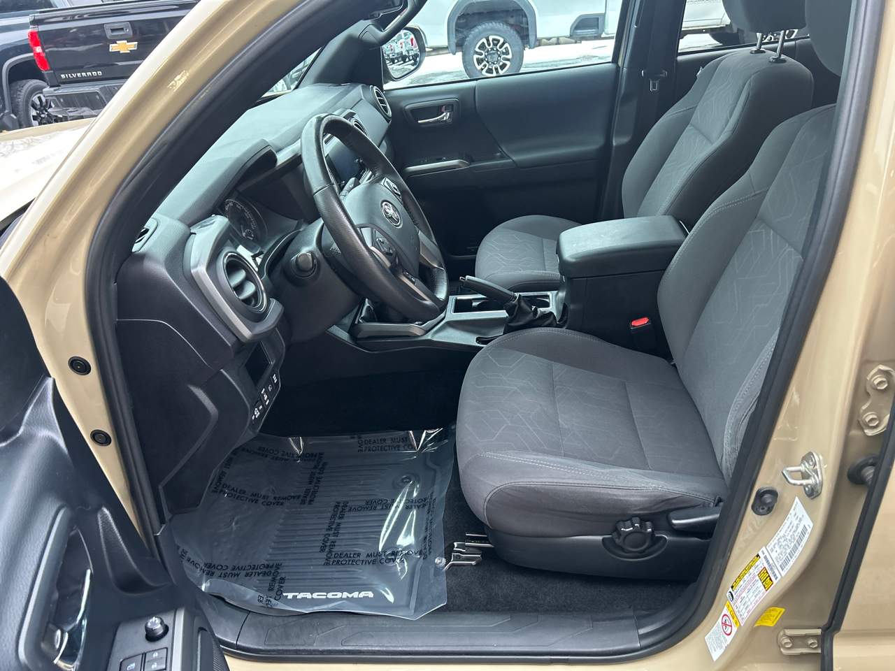 Toyota Tacoma 4WD TRD Sport Double Cab 5' Bed MT (Natl) 2019