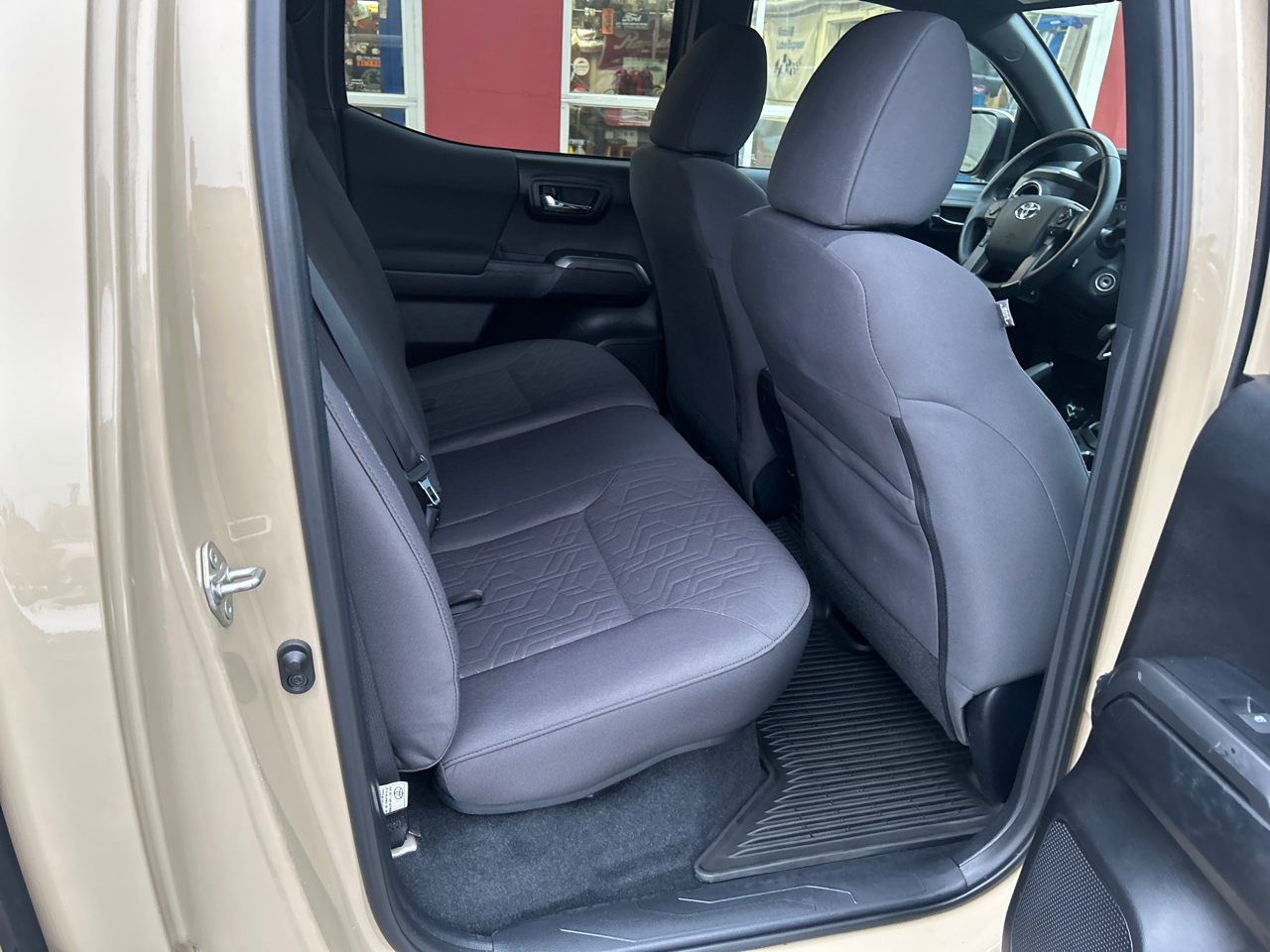 Toyota Tacoma 4WD TRD Sport Double Cab 5' Bed MT (Natl) 2019