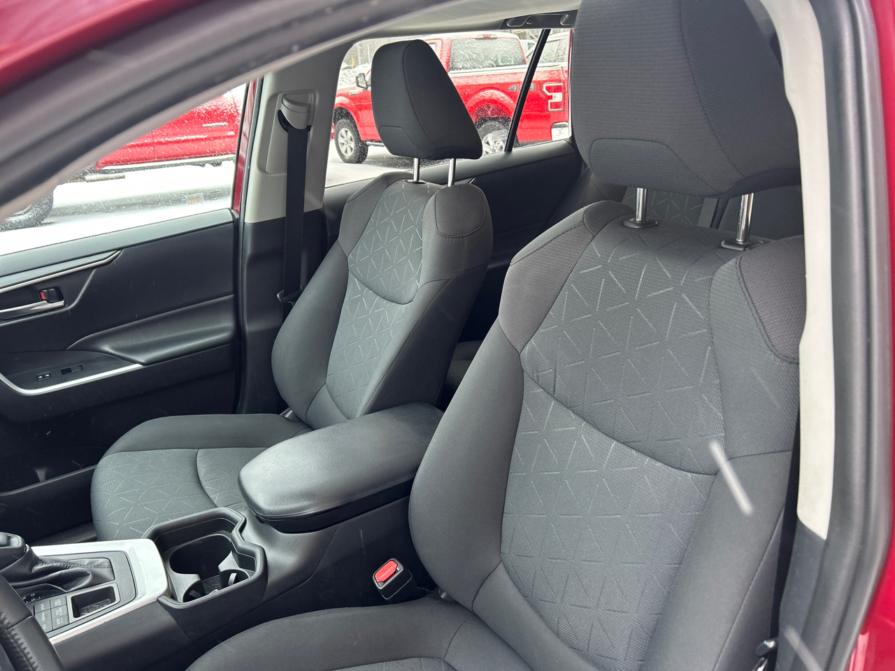 Toyota RAV4 XLE AWD (Natl) 2019