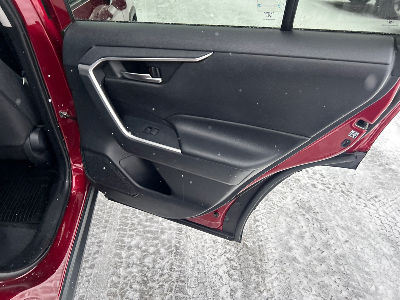 Toyota RAV4 XLE AWD (Natl) 2019