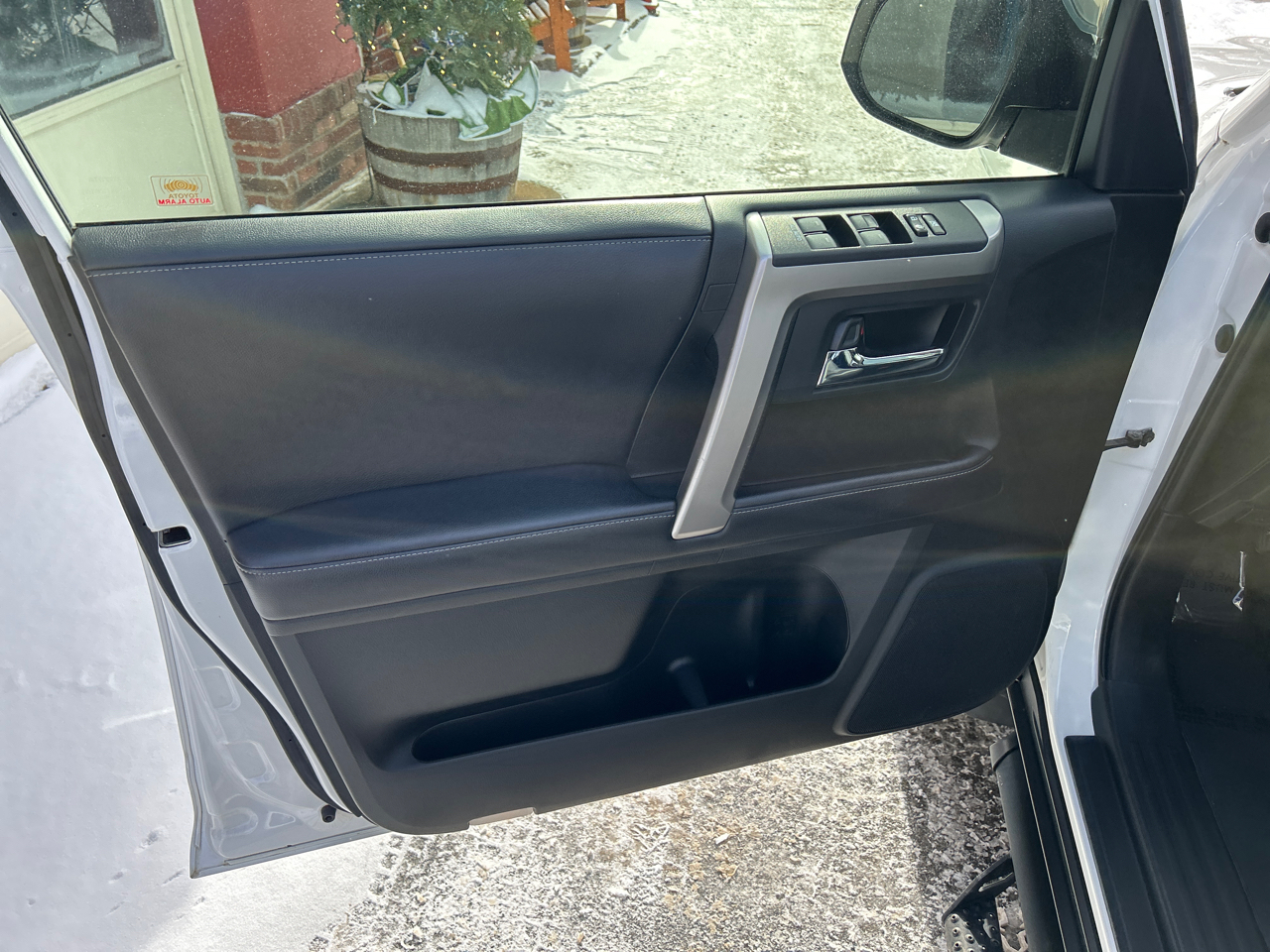 Toyota 4Runner SR5 Premium 4D SUV 4WD V6 2018