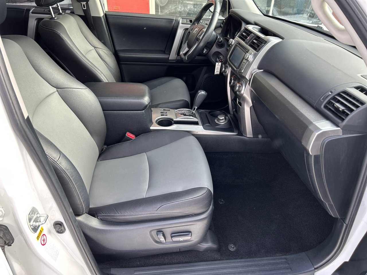 Toyota 4Runner SR5 Premium 4D SUV 4WD V6 2018