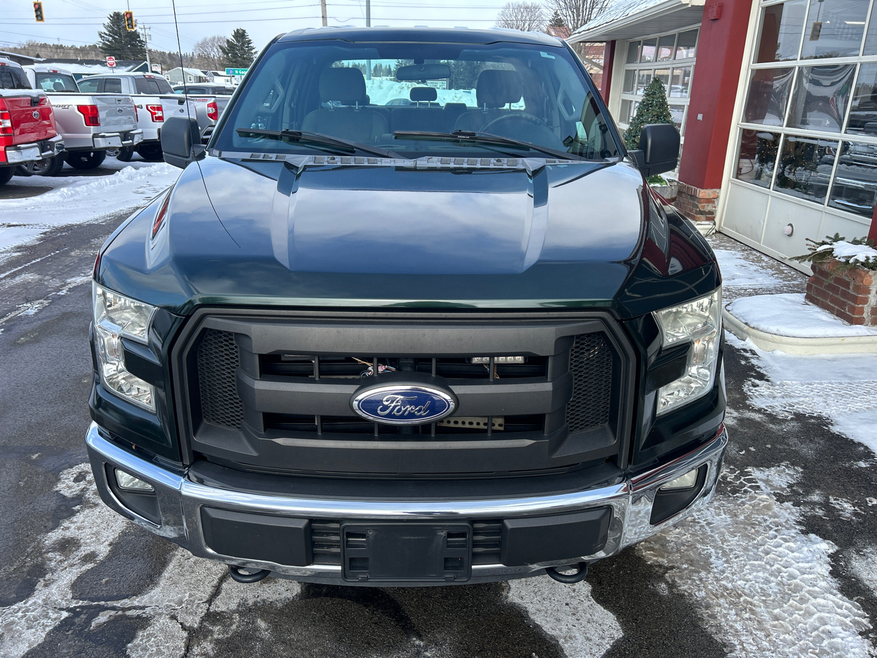 Ford F-150 4WD SuperCab 145" XLT 2015