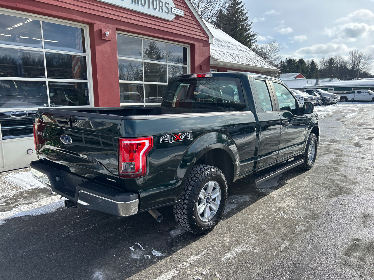 Ford F-150 4WD SuperCab 145" XLT 2015