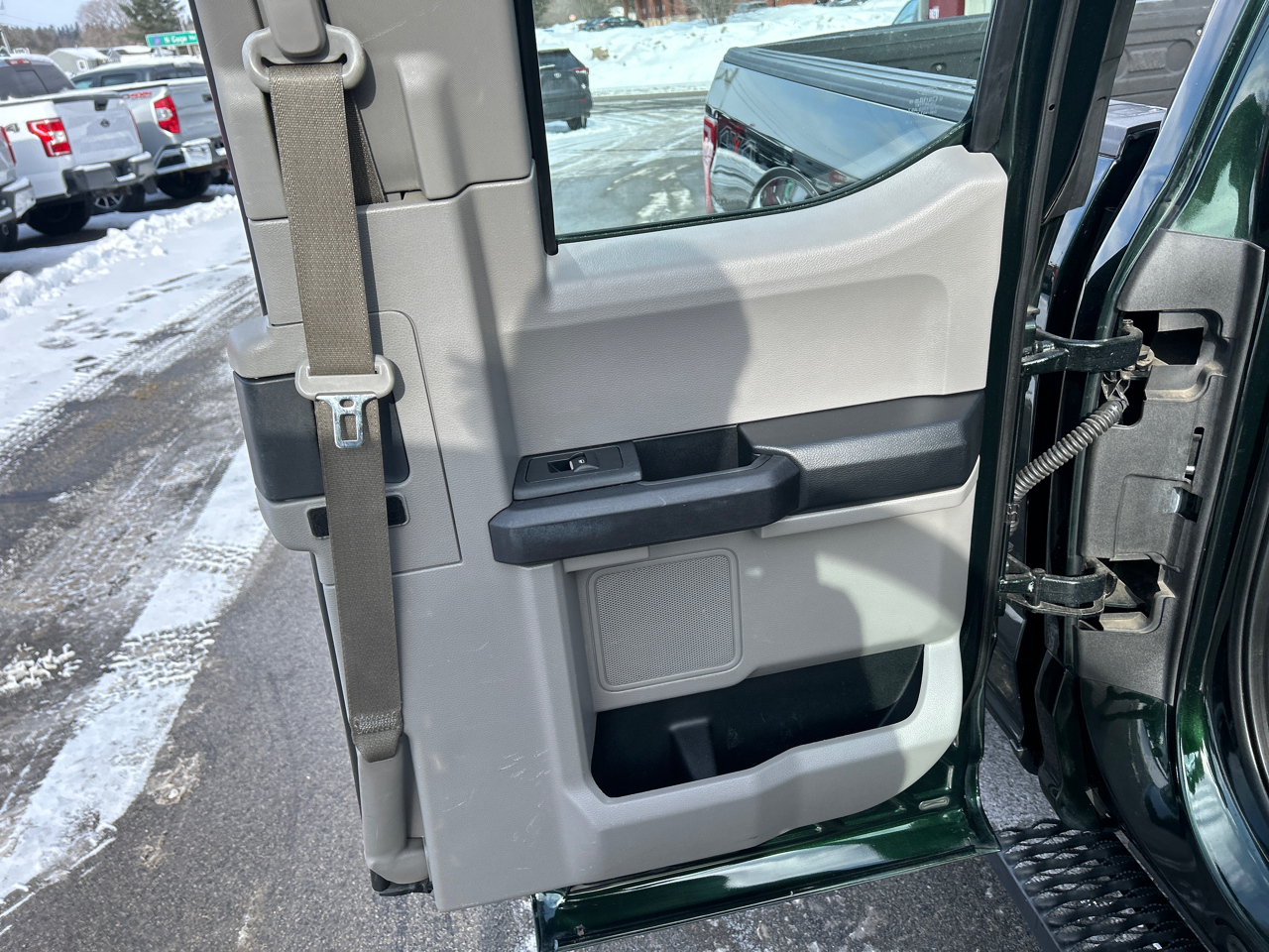 Ford F-150 4WD SuperCab 145" XLT 2015