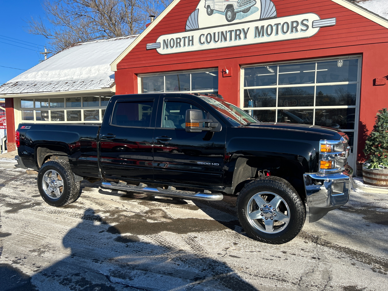 Chevrolet Silverado 2500HD 4WD Crew Cab 153.7" LT 2017
