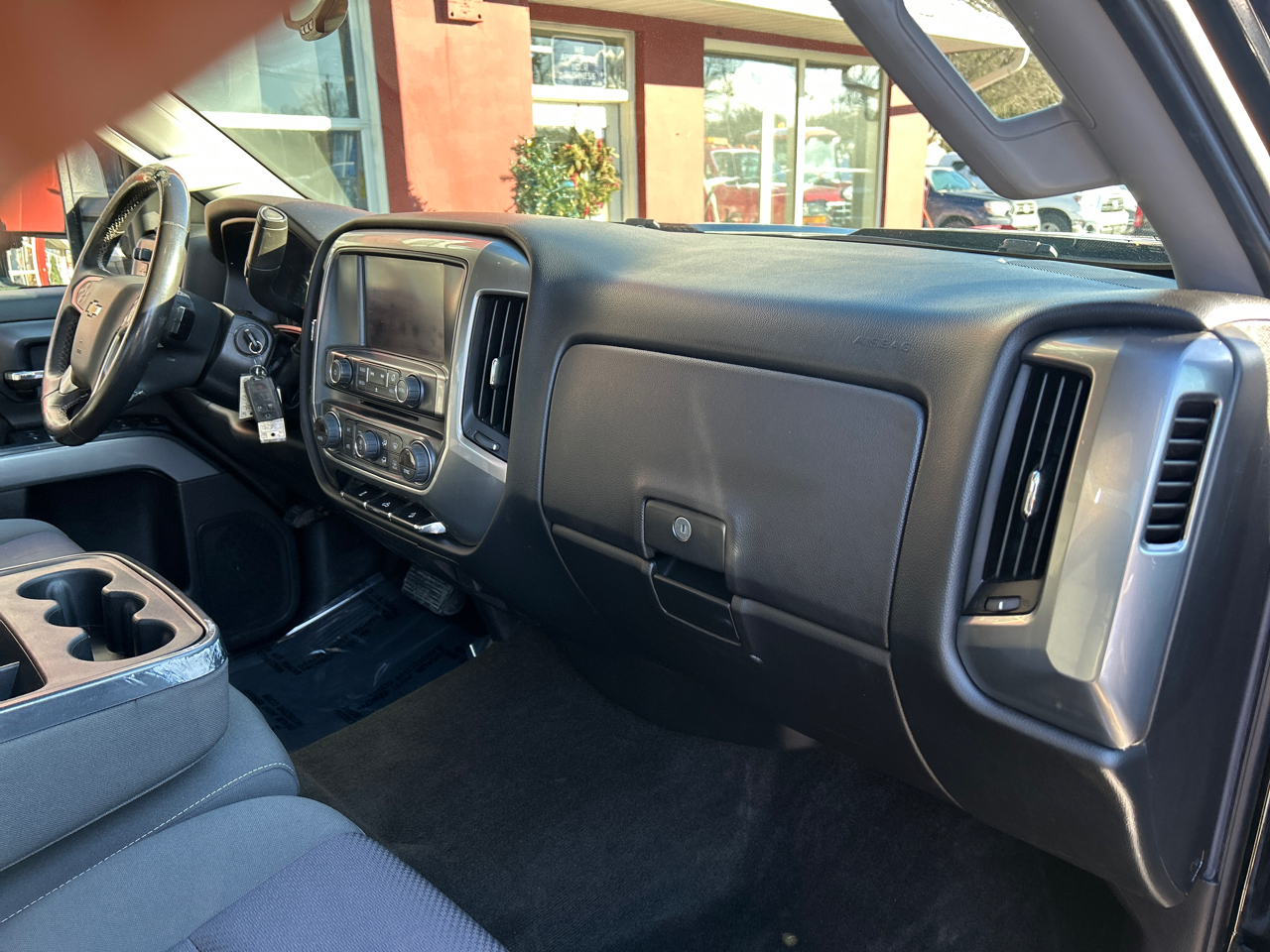 Chevrolet Silverado 2500HD 4WD Crew Cab 153.7" LT 2017