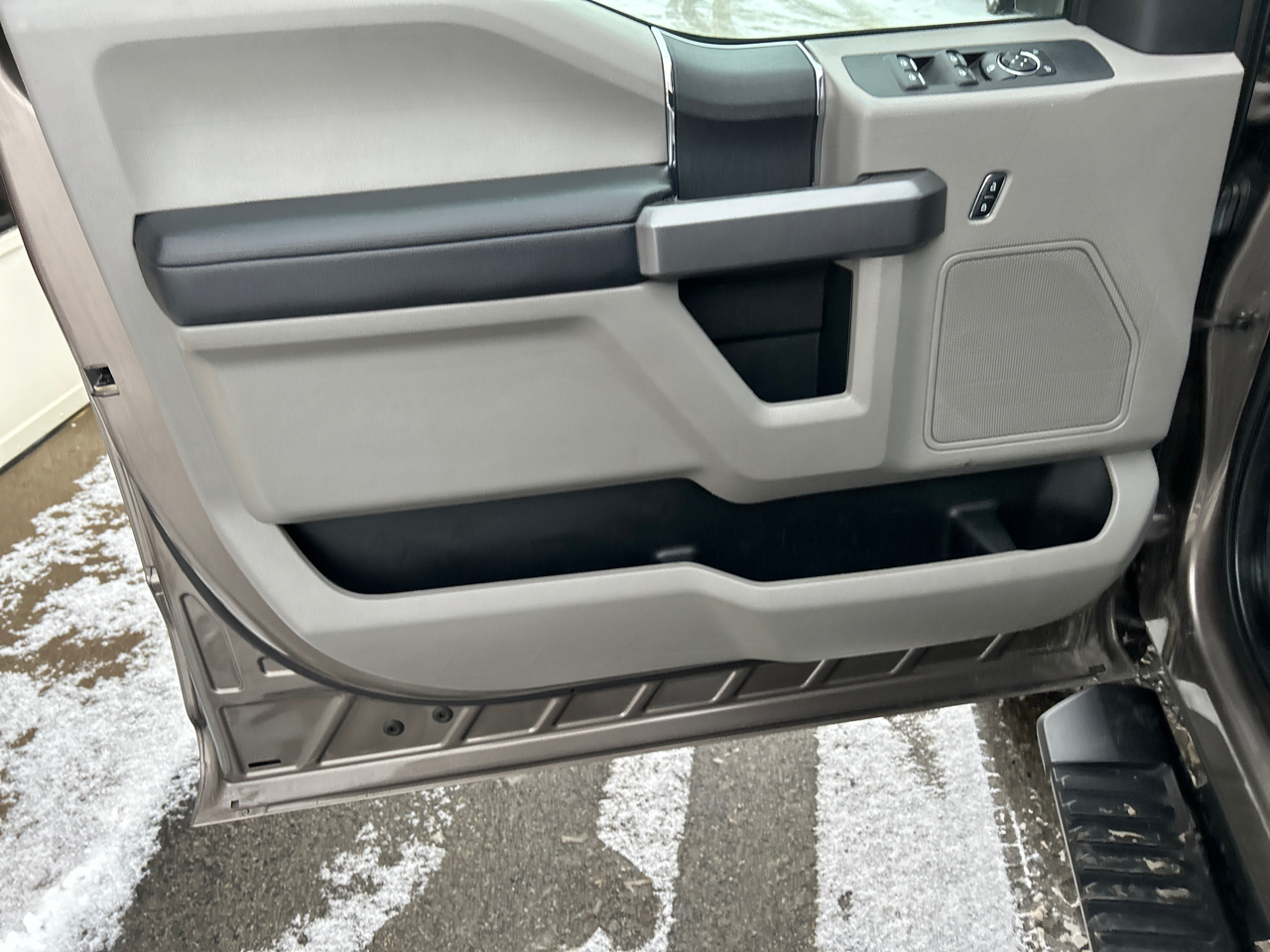 Ford Super Duty F-250 SRW 4WD Crew Cab 156" XLT 2019