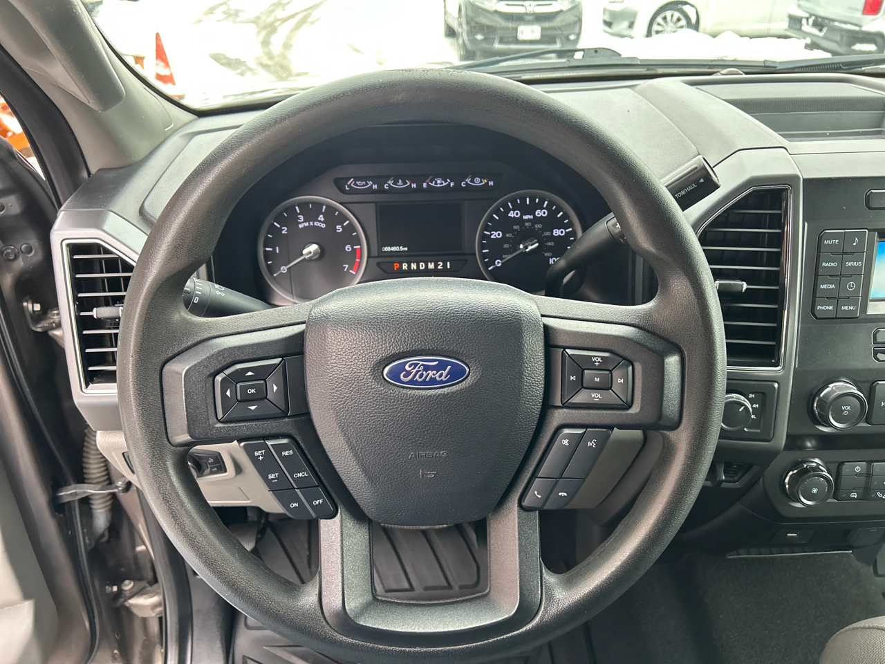 Ford Super Duty F-250 SRW 4WD Crew Cab 156" XLT 2019