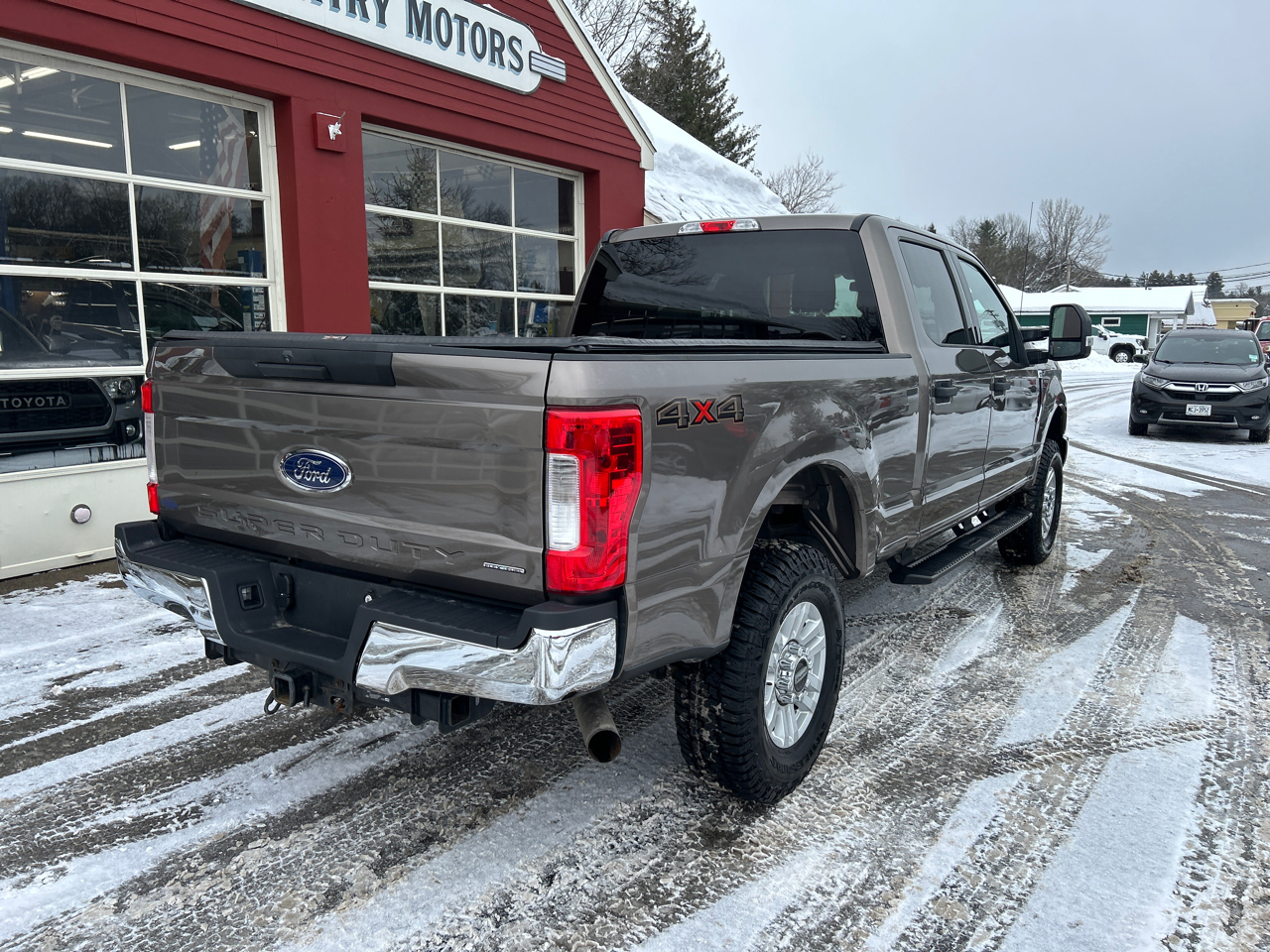 Ford Super Duty F-250 SRW 4WD Crew Cab 156" XLT 2019