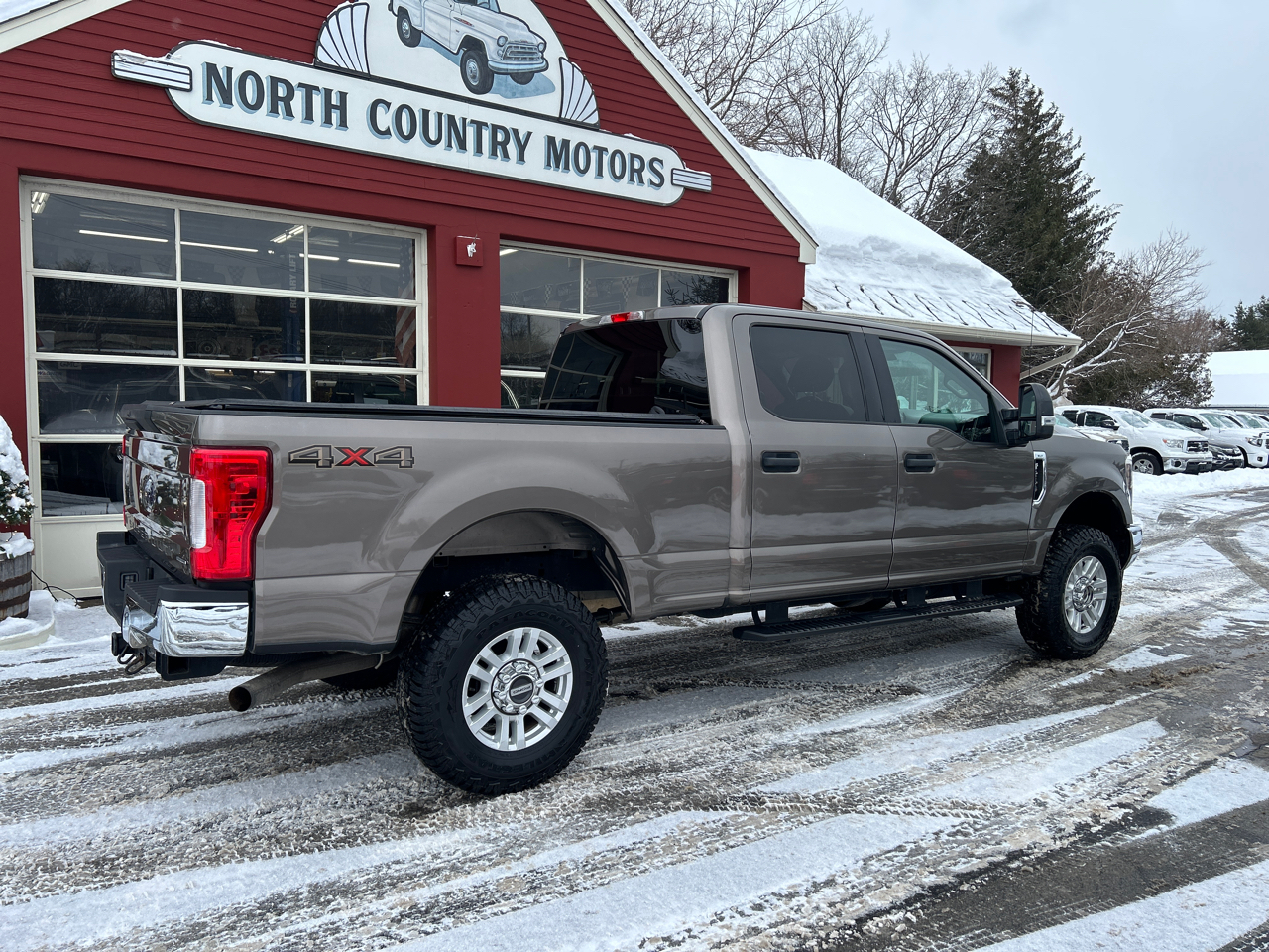 Ford Super Duty F-250 SRW 4WD Crew Cab 156" XLT 2019