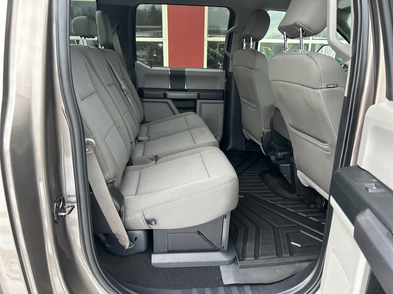 Ford Super Duty F-250 SRW 4WD Crew Cab 156" XLT 2019