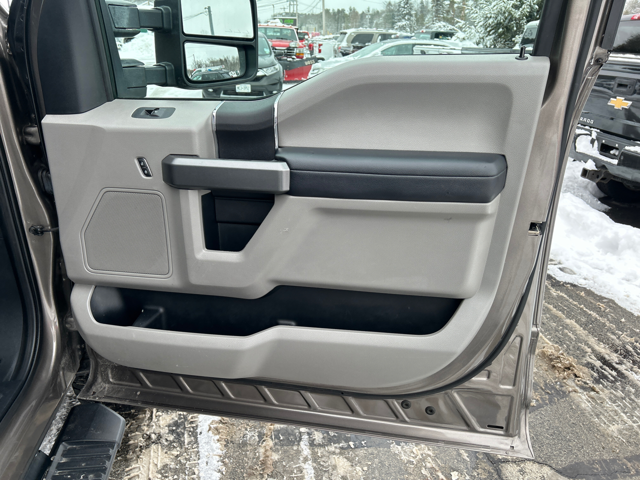 Ford Super Duty F-250 SRW 4WD Crew Cab 156" XLT 2019