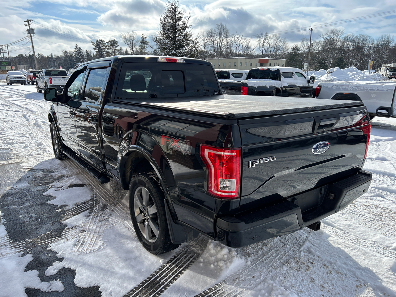 Ford F-150 4WD SuperCrew 150" XLT 2015