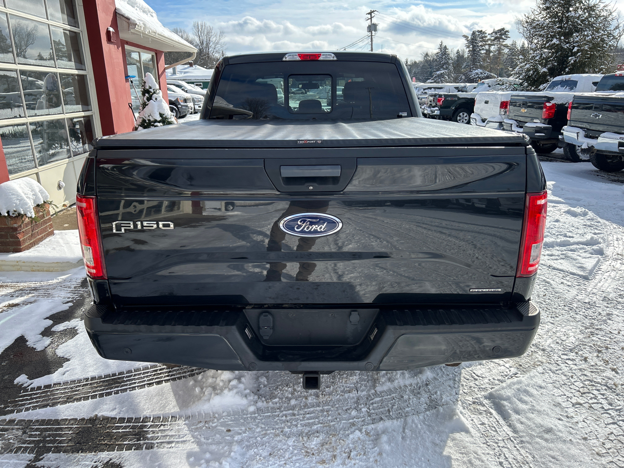 Ford F-150 4WD SuperCrew 150" XLT 2015
