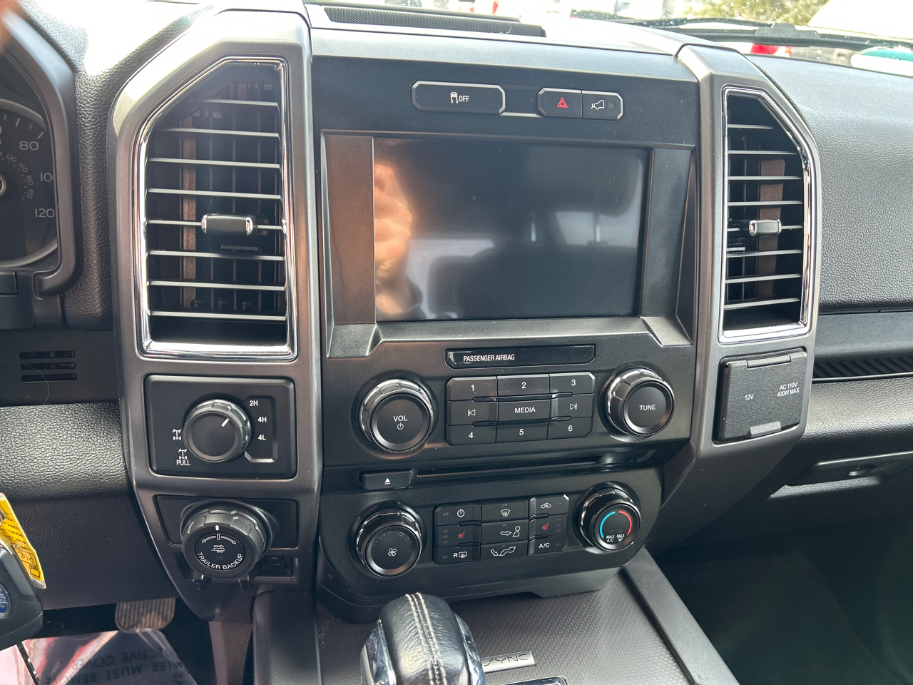 Ford F-150 4WD SuperCrew 145" XLT 2016