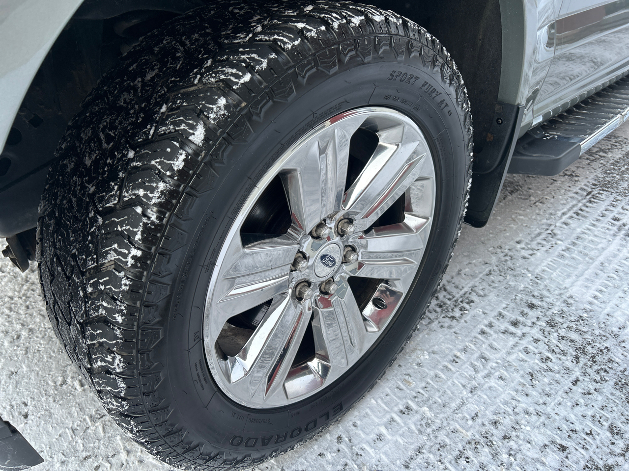 Ford F-150 4WD SuperCrew 145" Lariat 2019