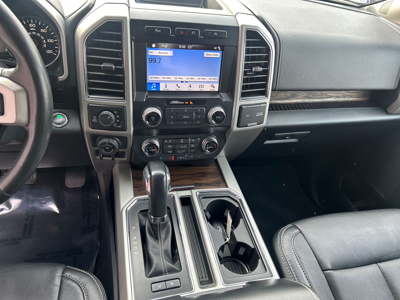 Ford F-150 4WD SuperCrew 145" Lariat 2019