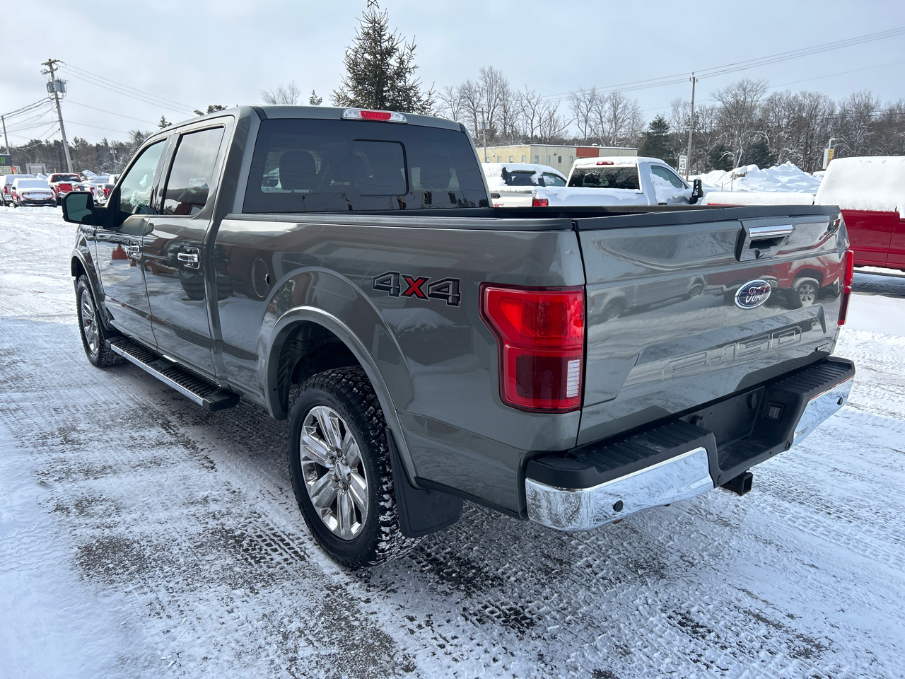 Ford F-150 4WD SuperCrew 145" Lariat 2019