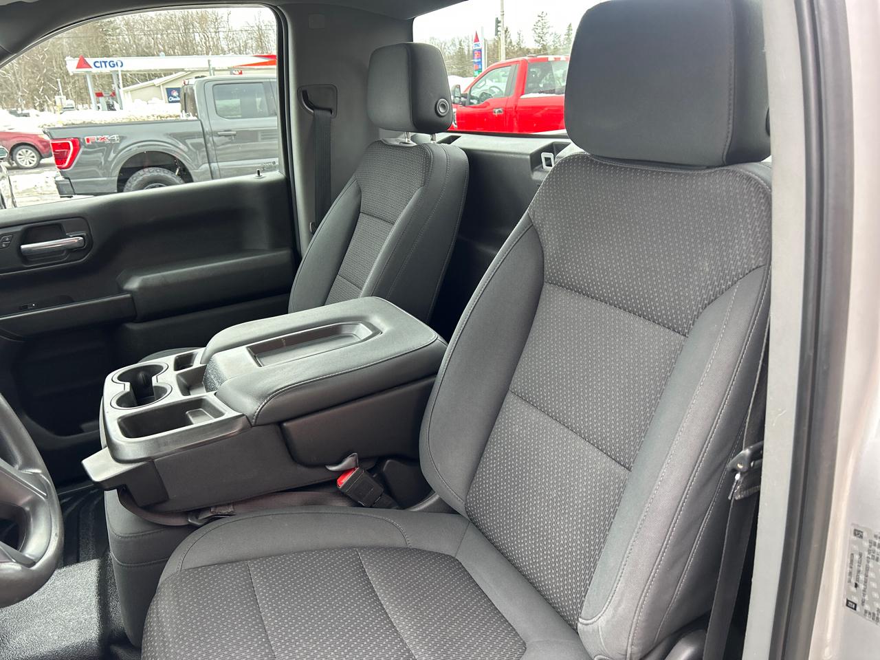 Chevrolet Silverado 1500 4WD Reg Cab 140" Work Truck 2020