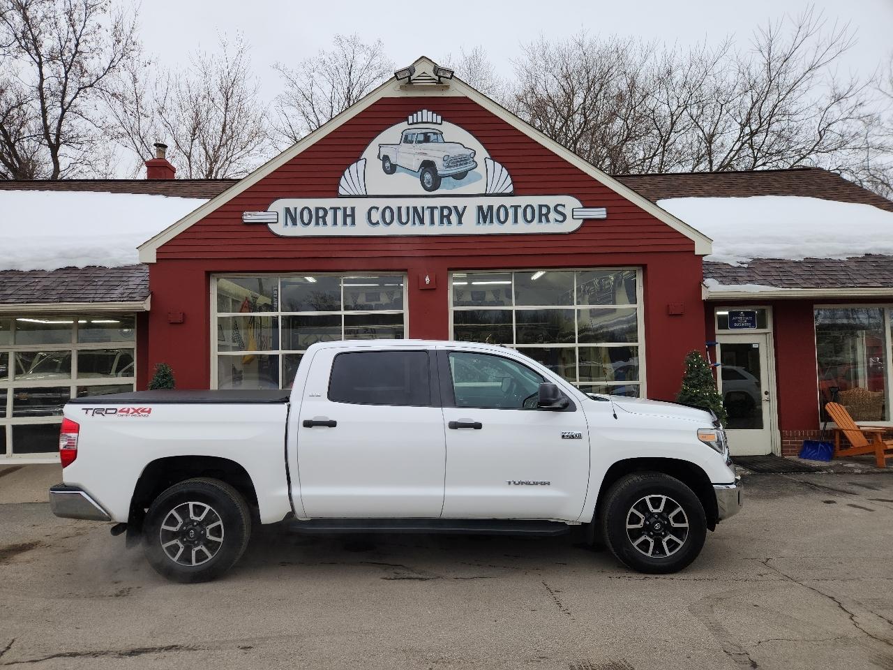 Toyota Tundra 4WD SR5 CrewMax 5.5' Bed 5.7L (Natl) 2018