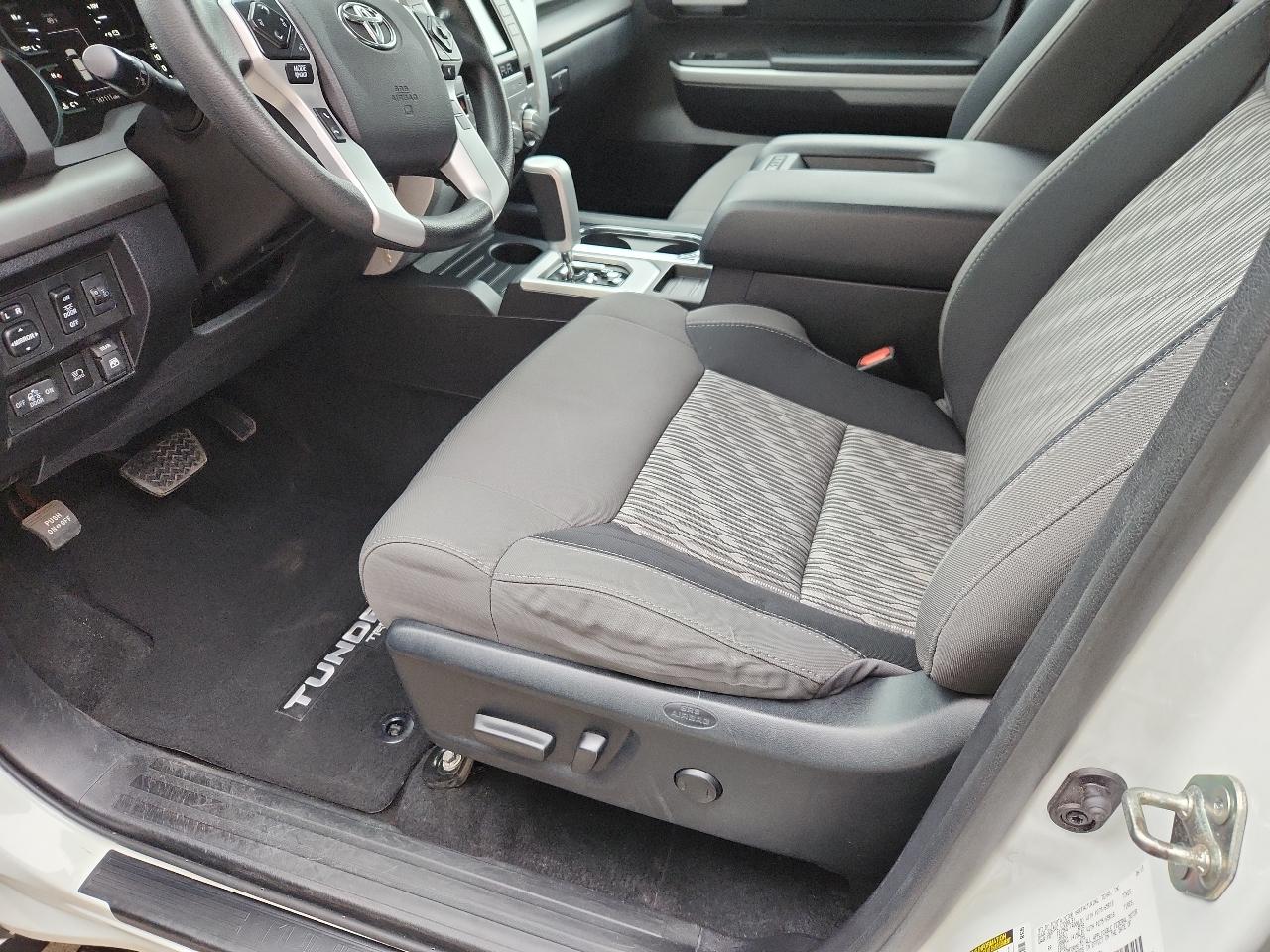 Toyota Tundra 4WD SR5 CrewMax 5.5' Bed 5.7L (Natl) 2018