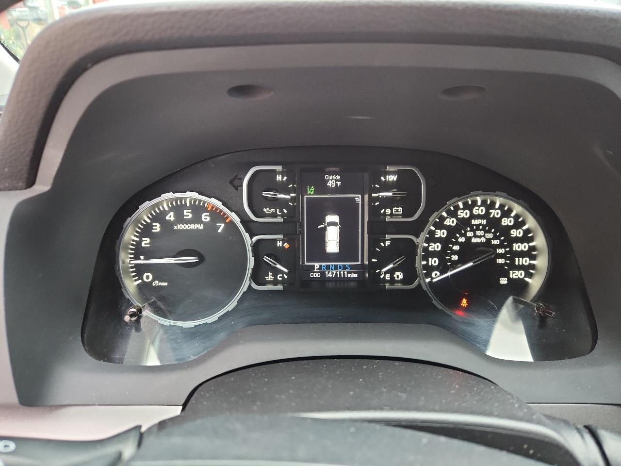 Toyota Tundra 4WD SR5 CrewMax 5.5' Bed 5.7L (Natl) 2018