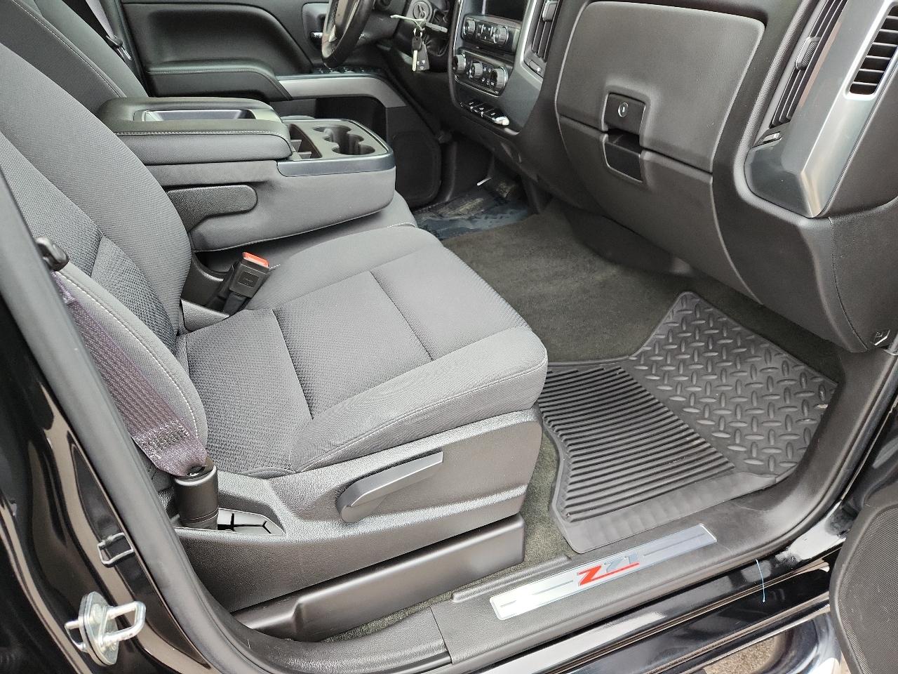 Chevrolet Silverado 2500HD 4WD Double Cab 144.2" LT 2016