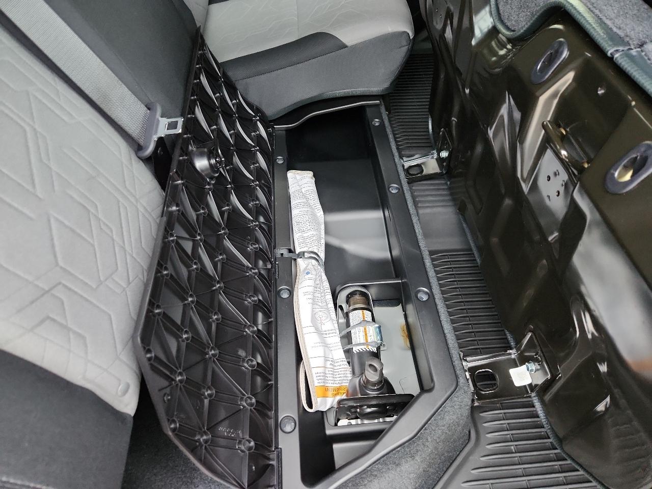 Toyota Tacoma 4WD TRD Off Road Double Cab 6' Bed V6 AT (Natl) 2023