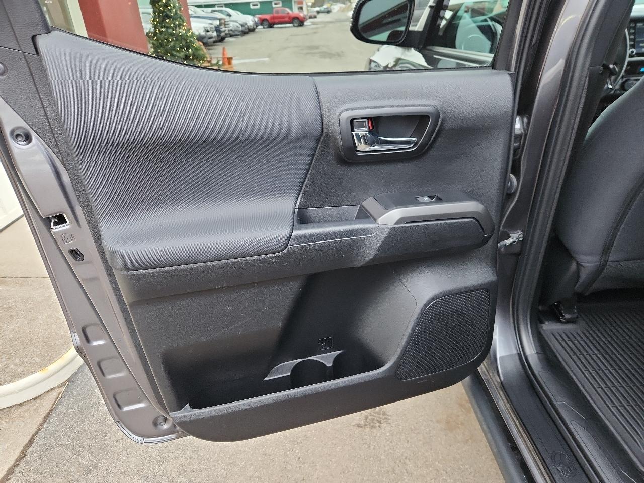 Toyota Tacoma 4WD TRD Off Road Double Cab 6' Bed V6 AT (Natl) 2023