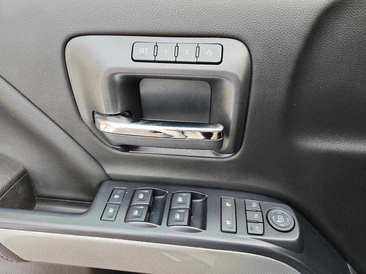 Chevrolet Silverado 2500HD 4WD Double Cab 144.2" LTZ 2017