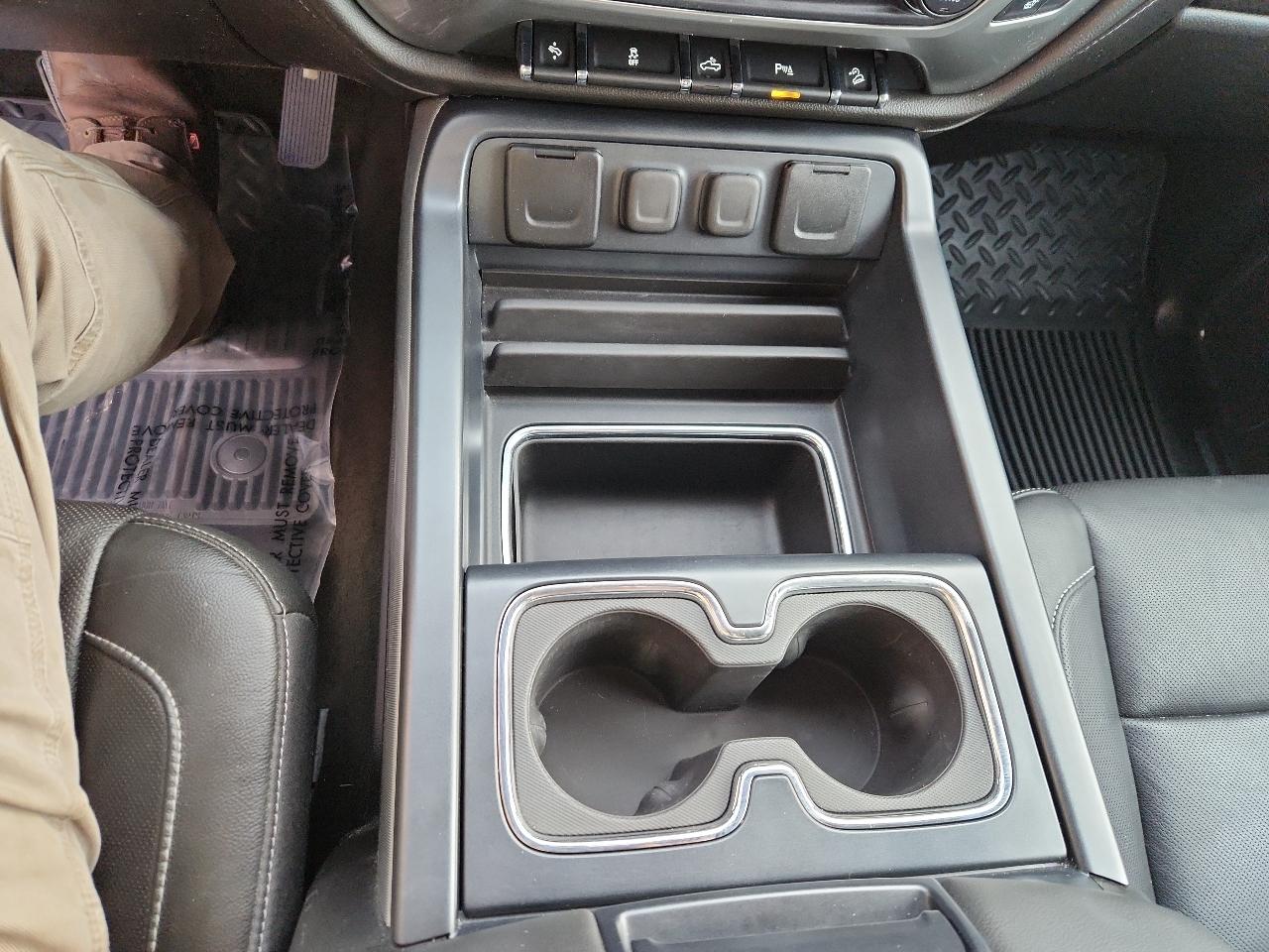 Chevrolet Silverado 2500HD 4WD Double Cab 144.2" LTZ 2017