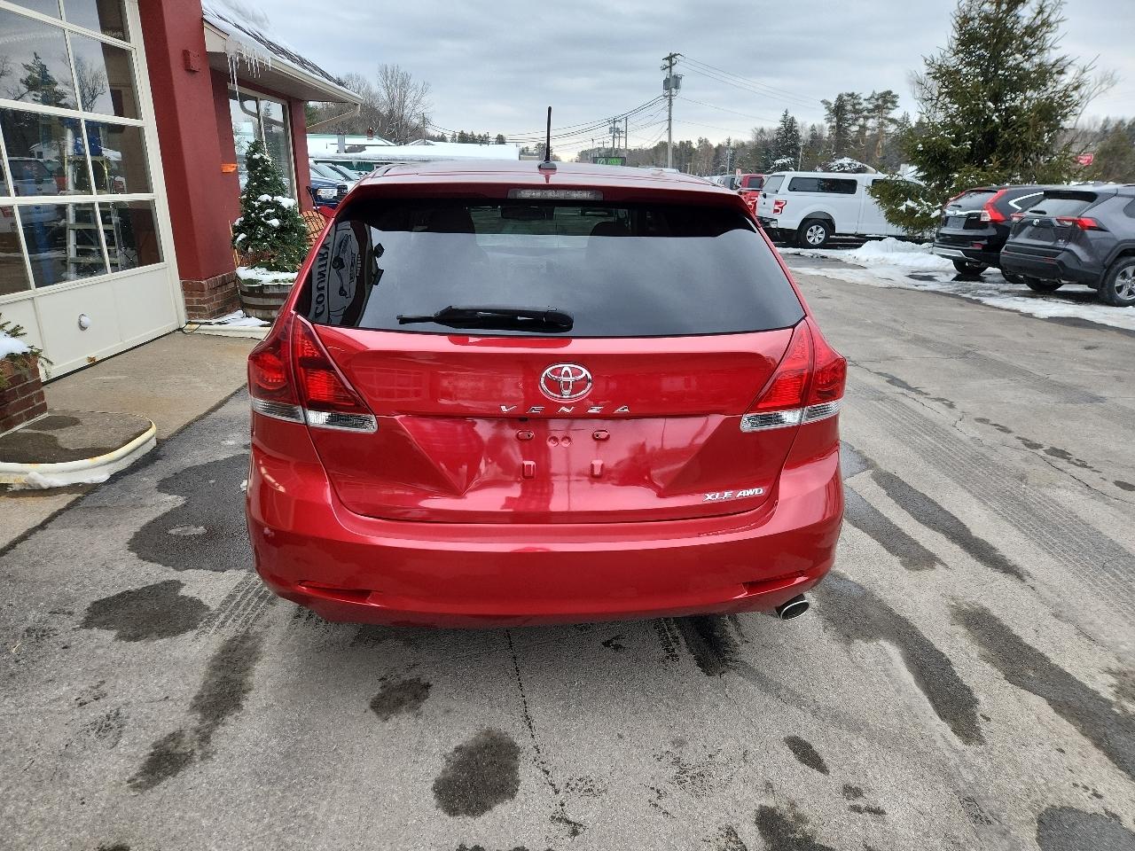 Toyota Venza 4dr Wgn I4 AWD XLE (Natl) 2015