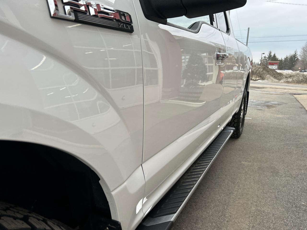 Ford F-150 4WD SuperCab 133" XLT 2020