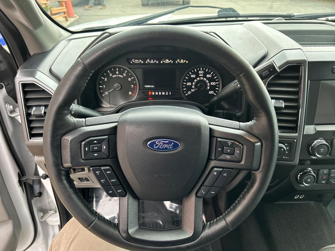 Ford F-150 4WD SuperCab 133" XLT 2020