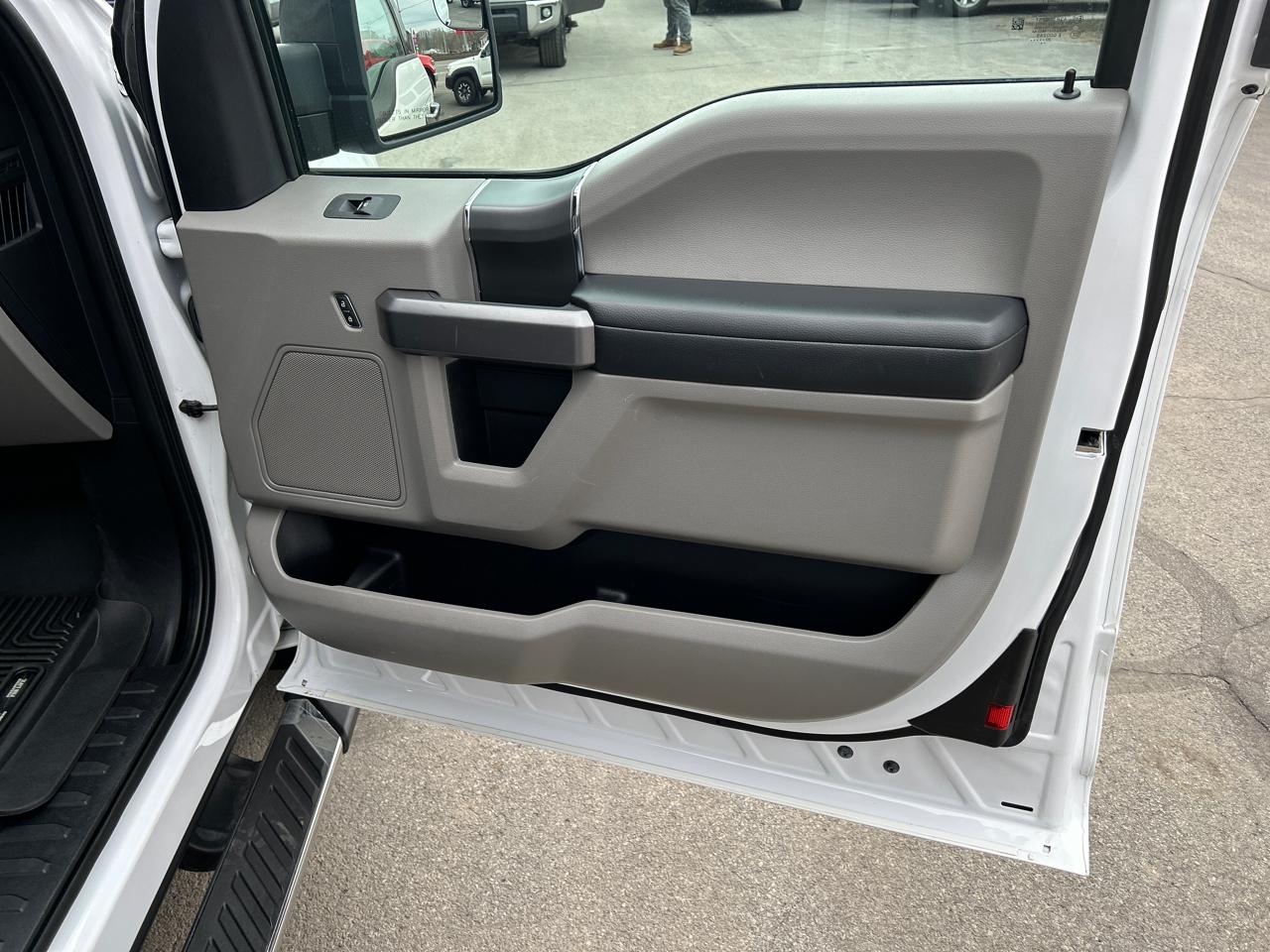 Ford F-150 4WD SuperCab 133" XLT 2020