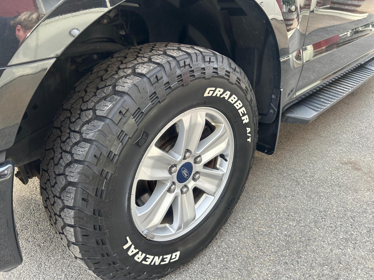 Ford F-150 4WD SuperCrew 139" XL 2015