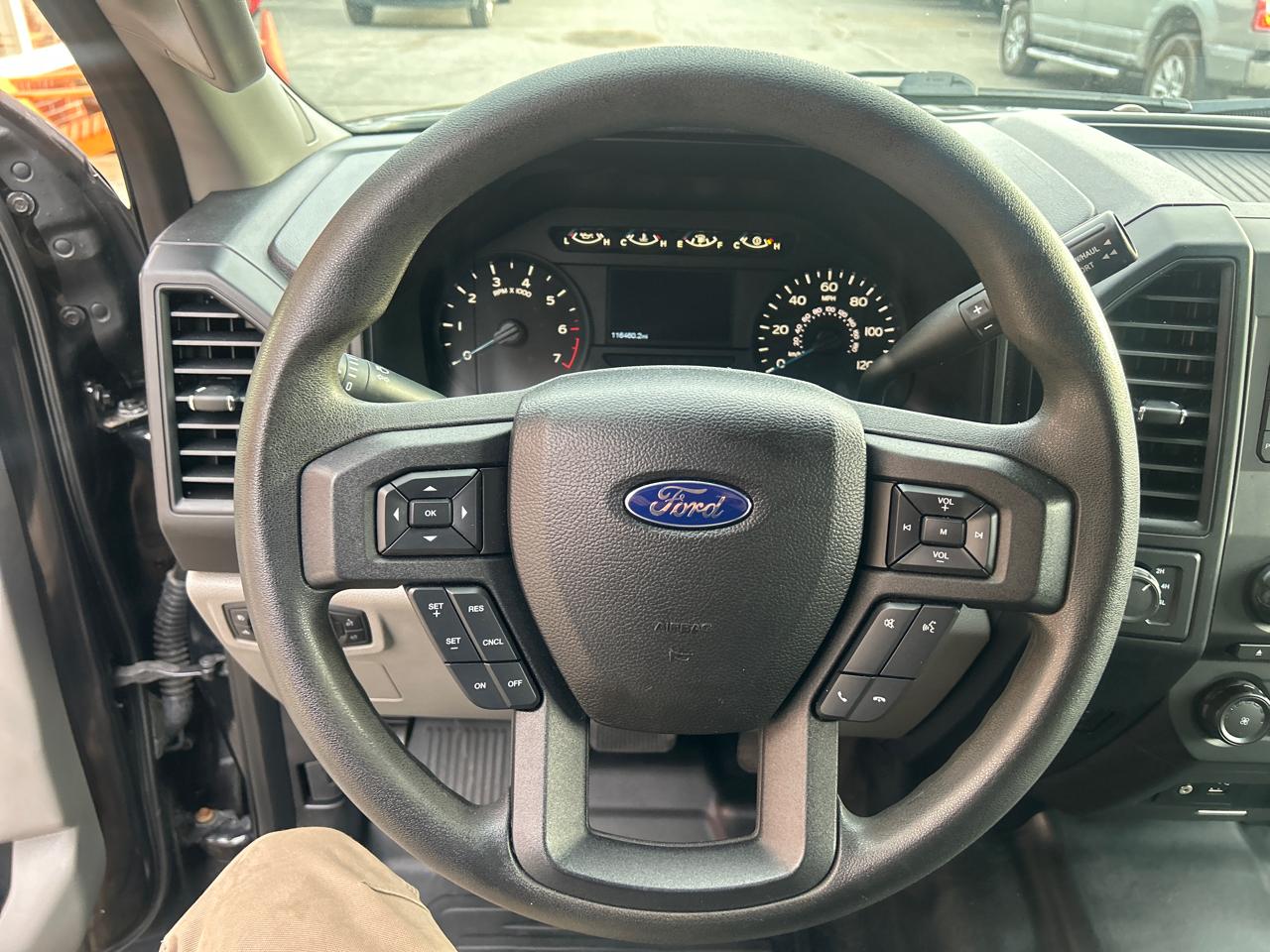 Ford F-150 4WD SuperCrew 139" XL 2015