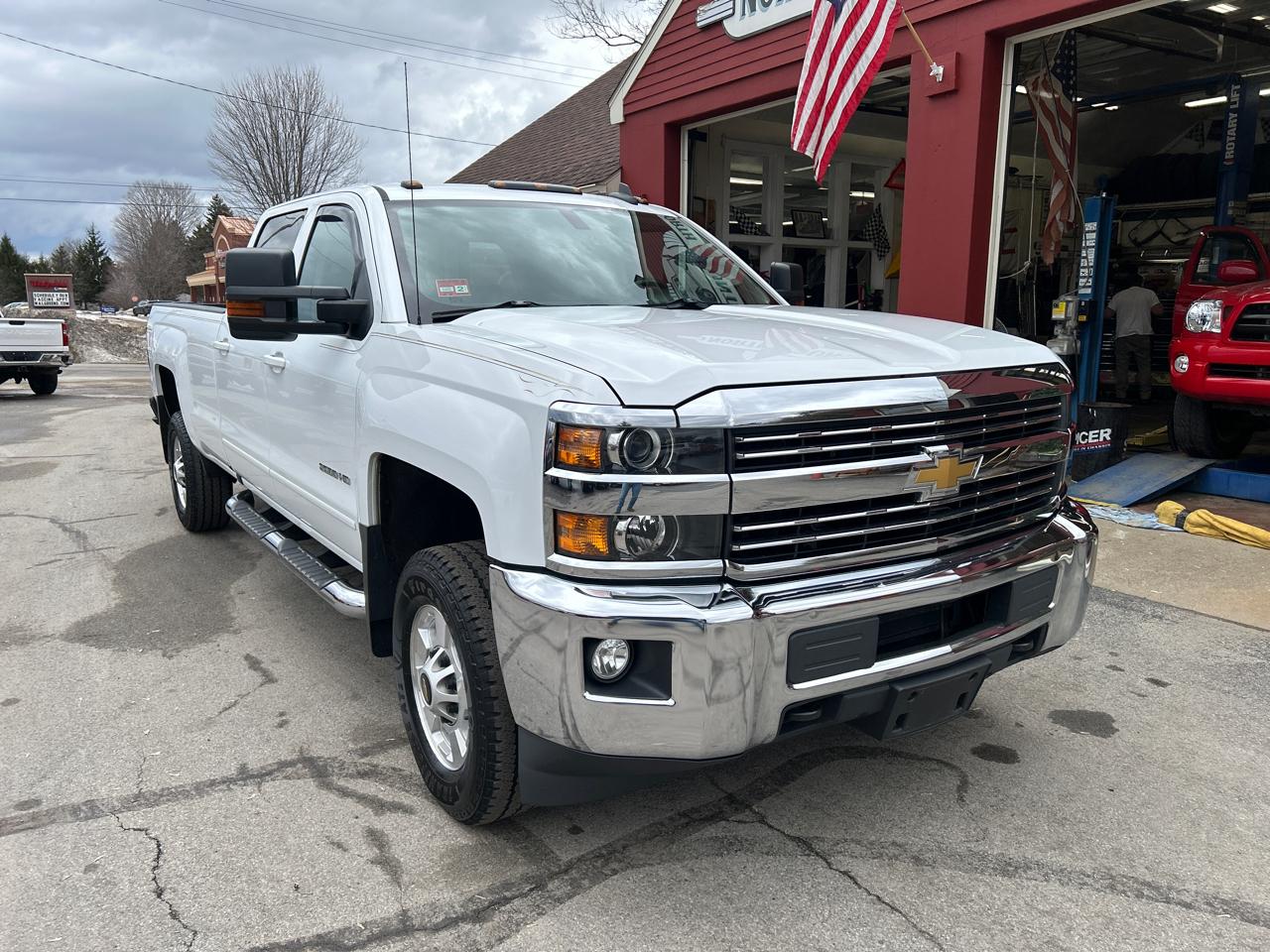 Chevrolet Silverado 2500HD 4WD Crew Cab 167.7" LT 2016
