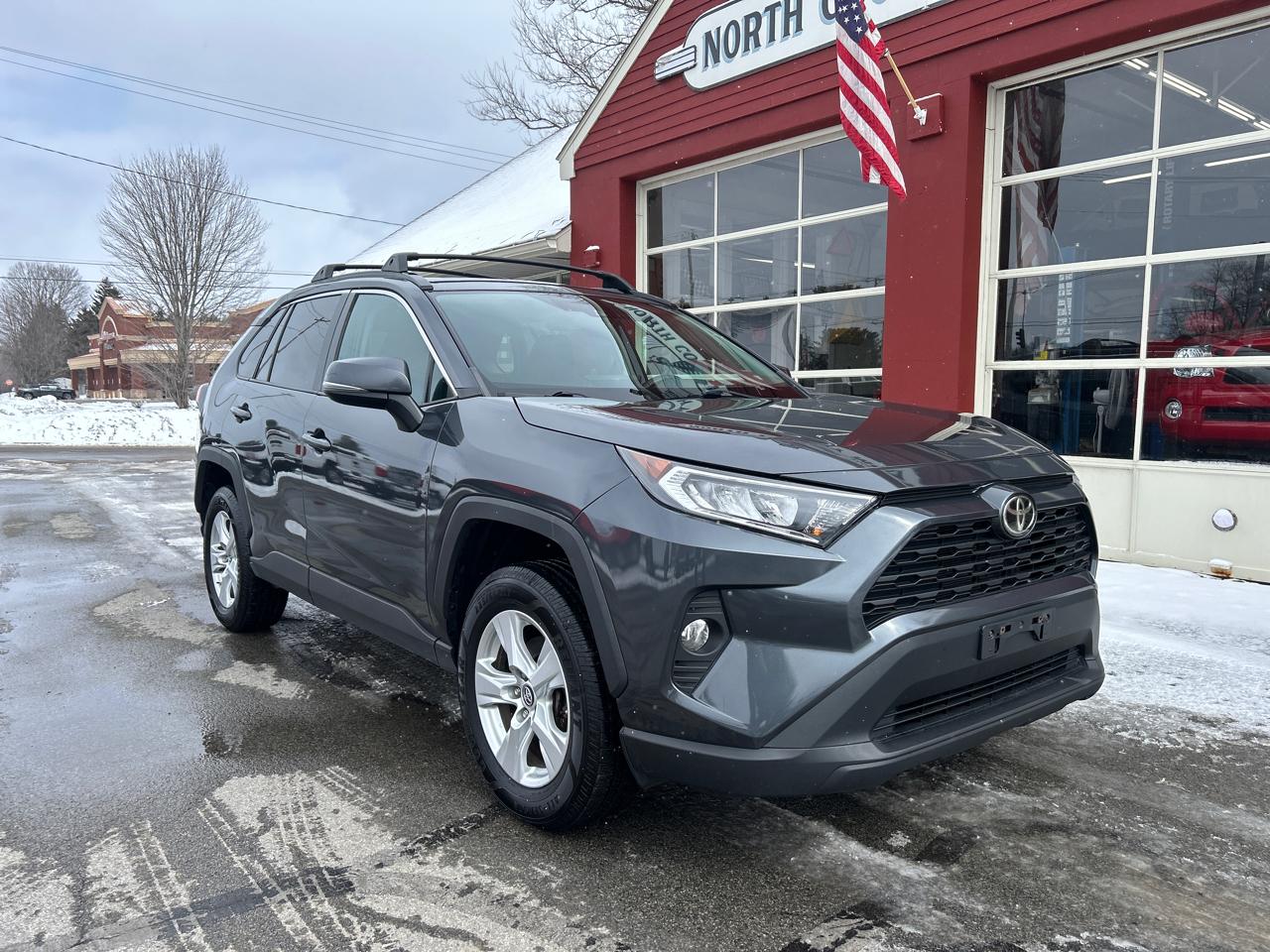 Toyota RAV4 XLE AWD (Natl) 2019