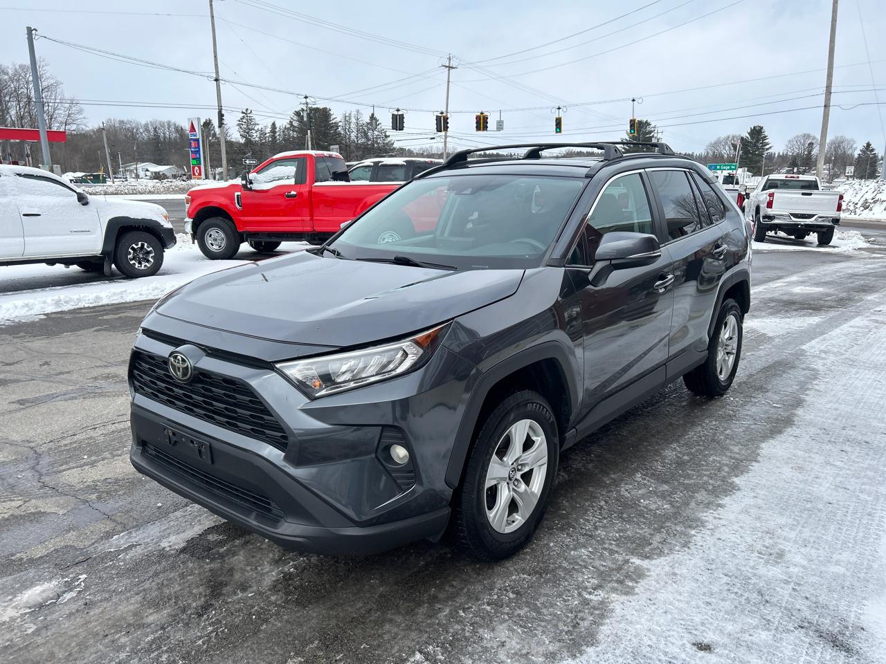Toyota RAV4 XLE AWD (Natl) 2019