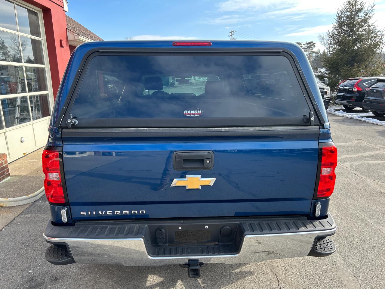 Chevrolet Silverado 1500 4WD Reg Cab 133.0" Work Truck 2017