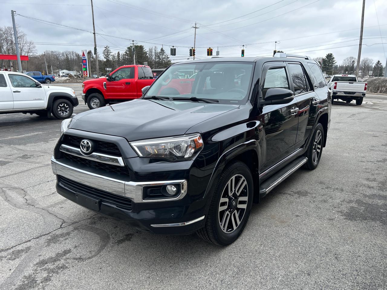 Toyota 4Runner Limited 4D SUV 4WD V6 2016